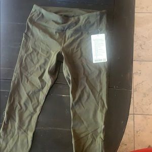 Lululemon Pace Rival Crop BNWT